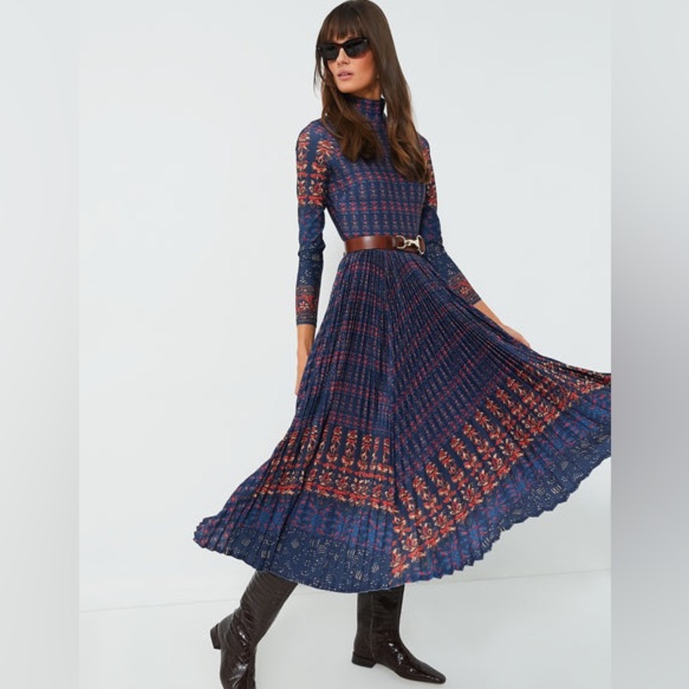 Hunter Bell. Medium Essex Block Border Sabine Dress EUC